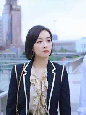 沼澤地的向日葵