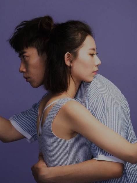 為躲債我和老公假離婚，可沒過一月，他的新女友就查出懷孕