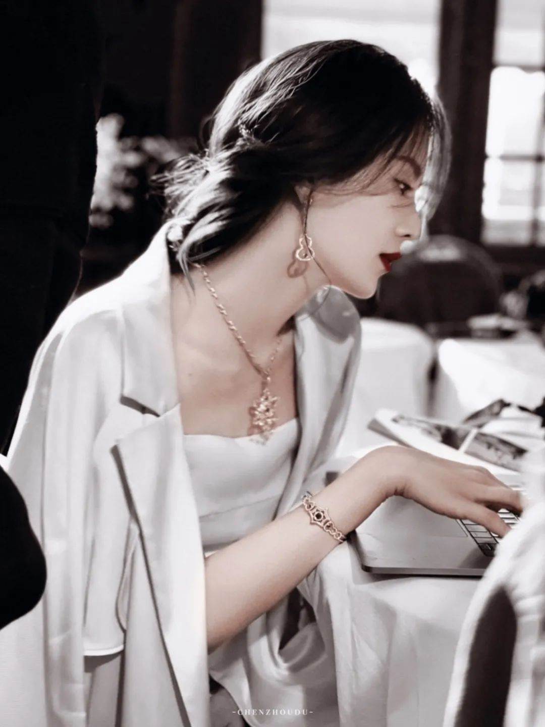 當嬌妻女主穿進大女主文