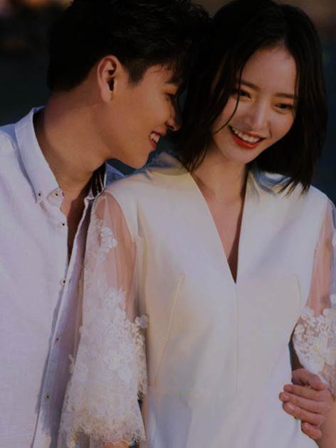 被女老板蹂躪的男人。