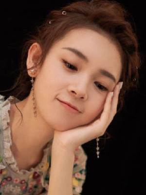 維持女配的尊嚴